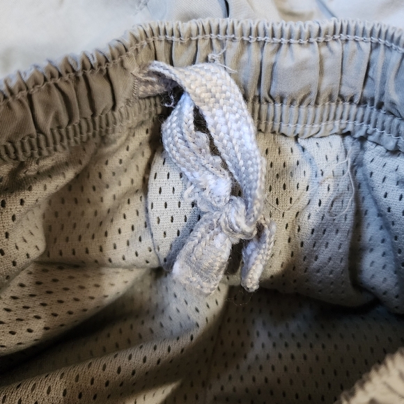 Children's place Grey athletic windbreaker track pants Size 6-9 mo - Picture 12 of 12